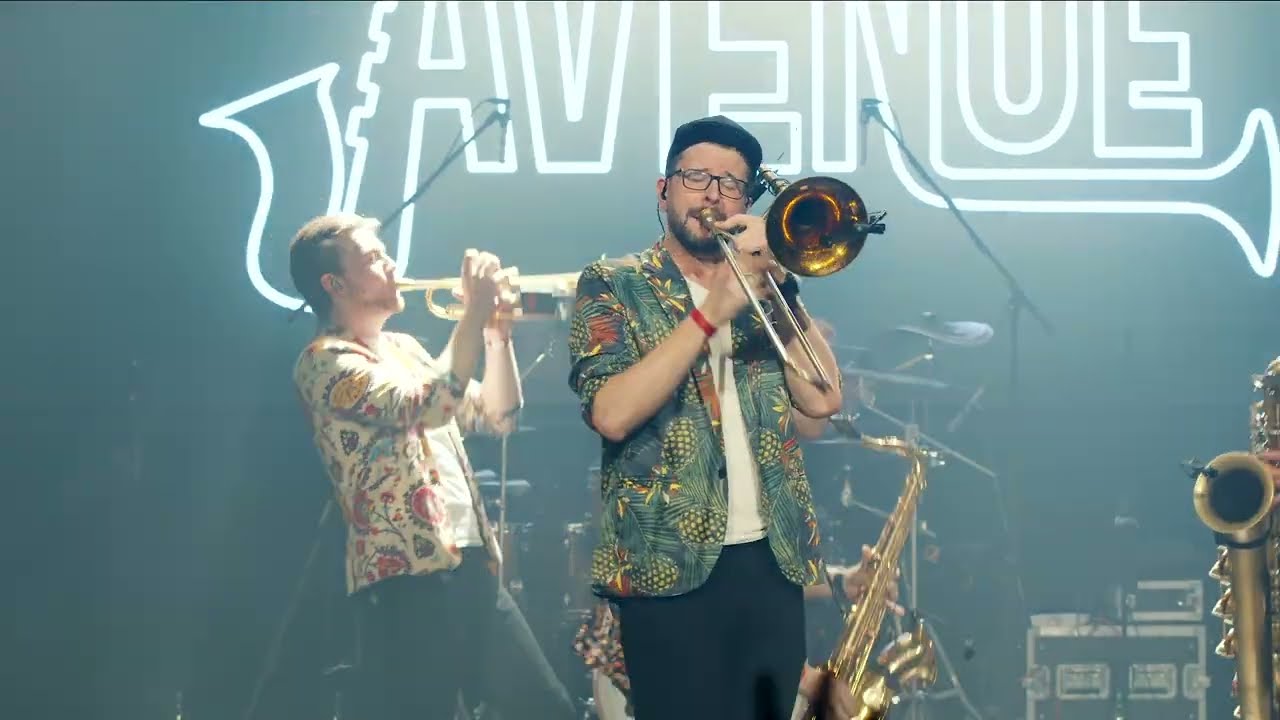 Brass Avenue - The Offspring Medley (Live in Akropolis - Brass Avenue Cover)
