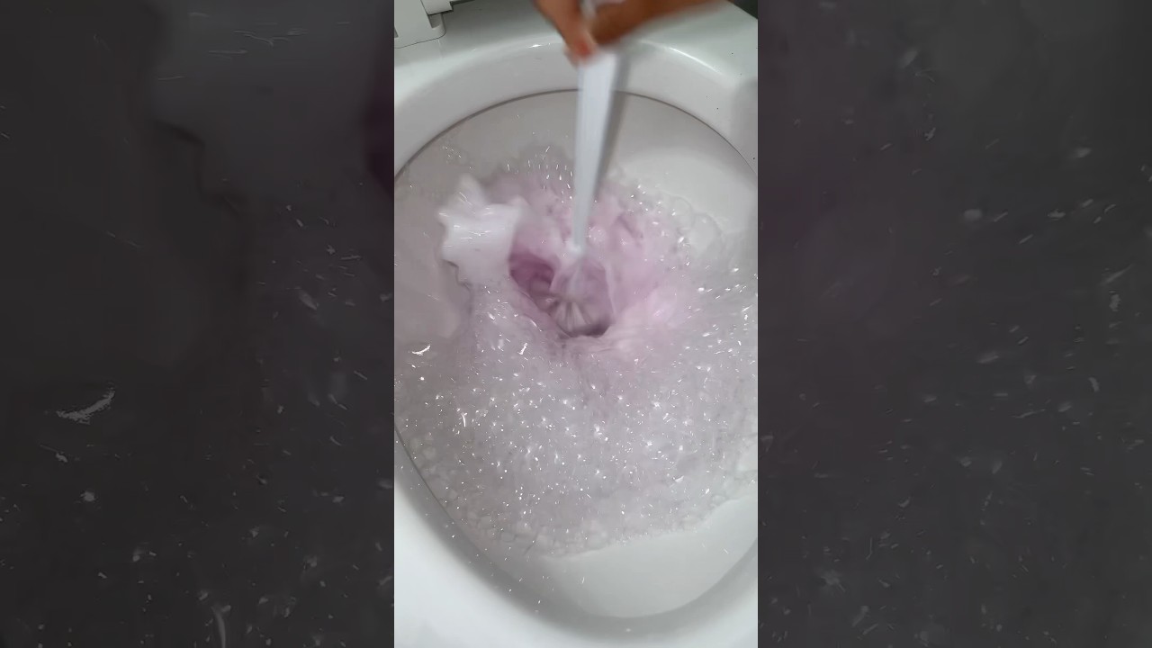 Pink toilet clean #cleantok #sudsy #cleaning #asmr #toiletclean