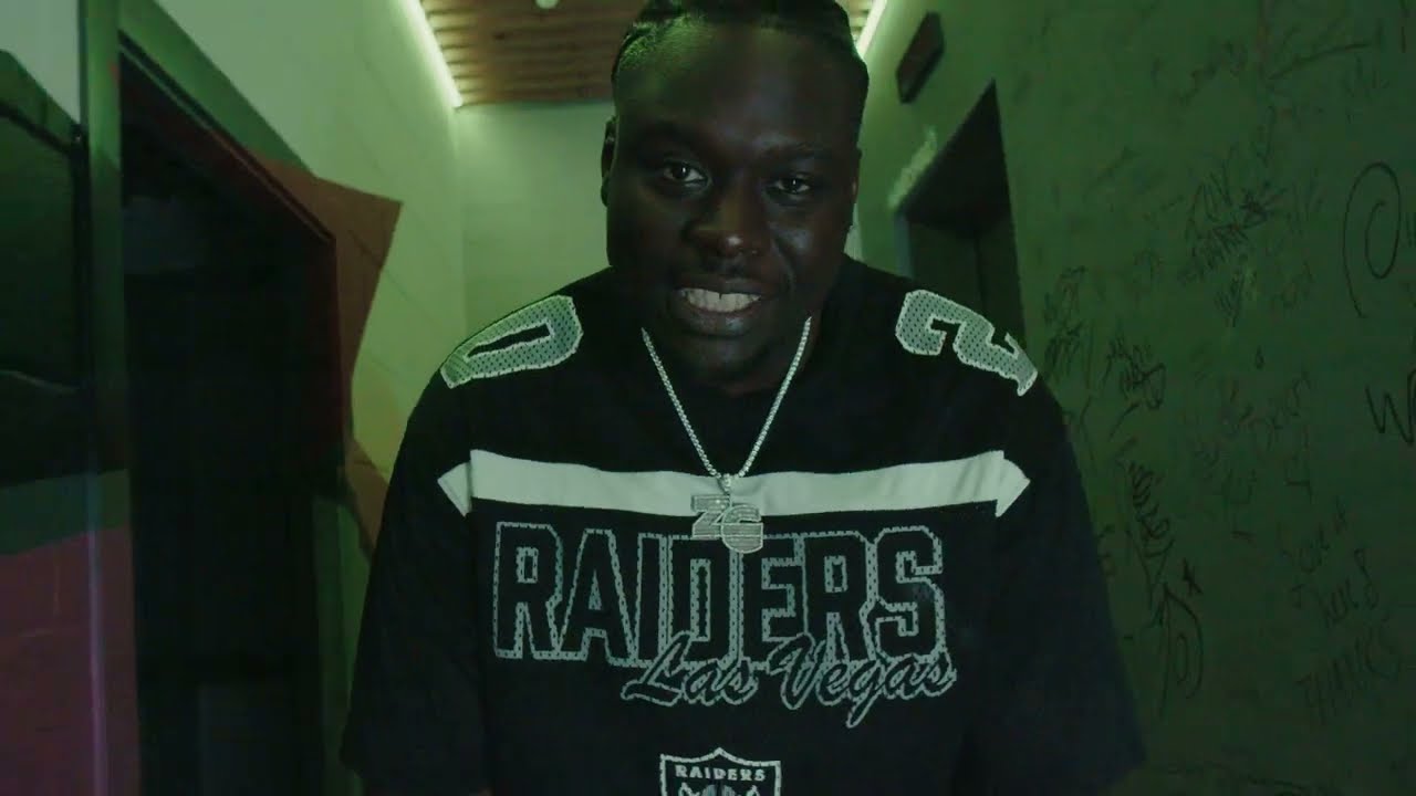 40 ENCIMA - BOBBYBLOCK x BIG PAPA313 (Video Oficial)