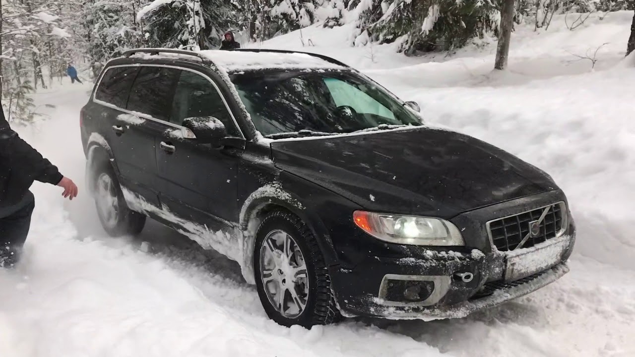 Volvo XC70, XC60, Freelander 2, Discovery 4 покоряют горку