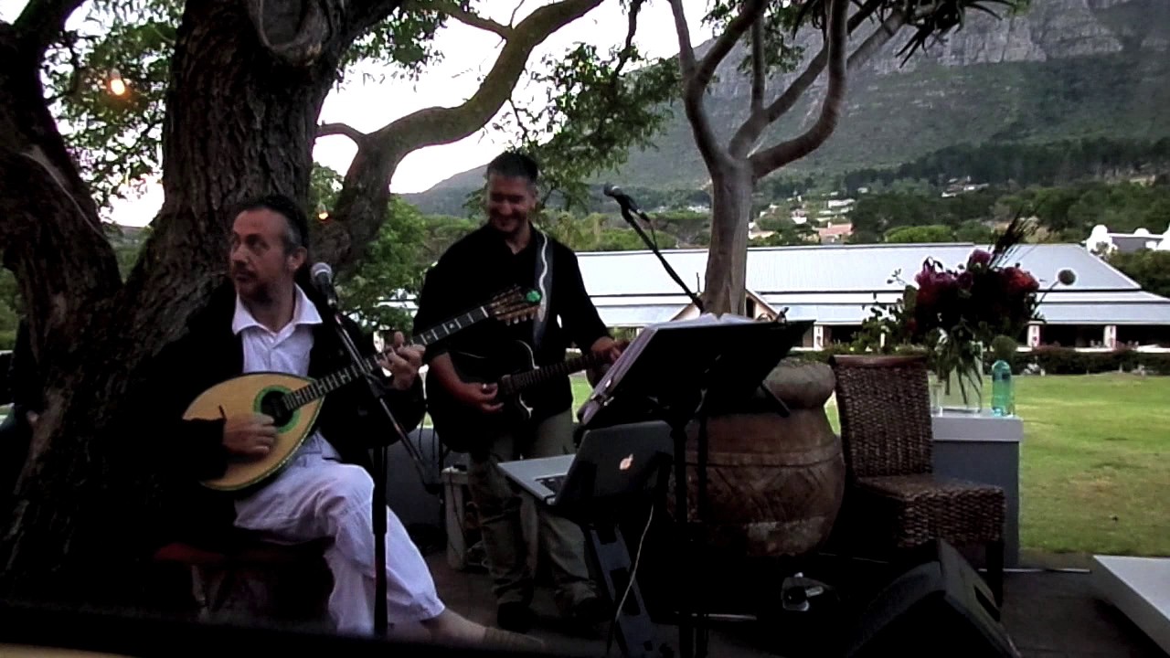 Δεν ξέρω πόσο σ' αγαπώ - Mike & Nico (English subtitles) - Live