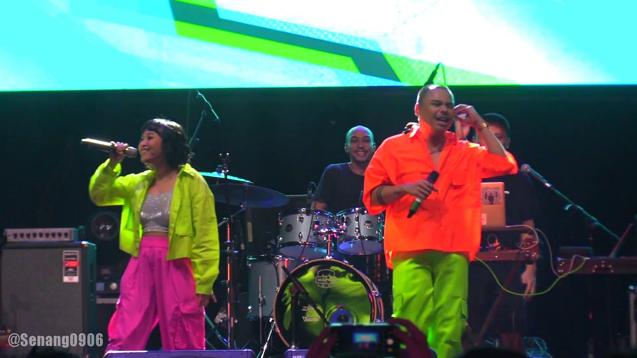 Teza Sumendra - Hyperspace ~ F ft. Rinni Wulandari ~ Girlfriend @ JJF 2023