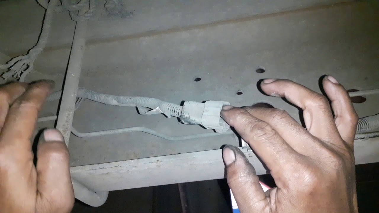Perbaikan lampu rem dan lampu kota