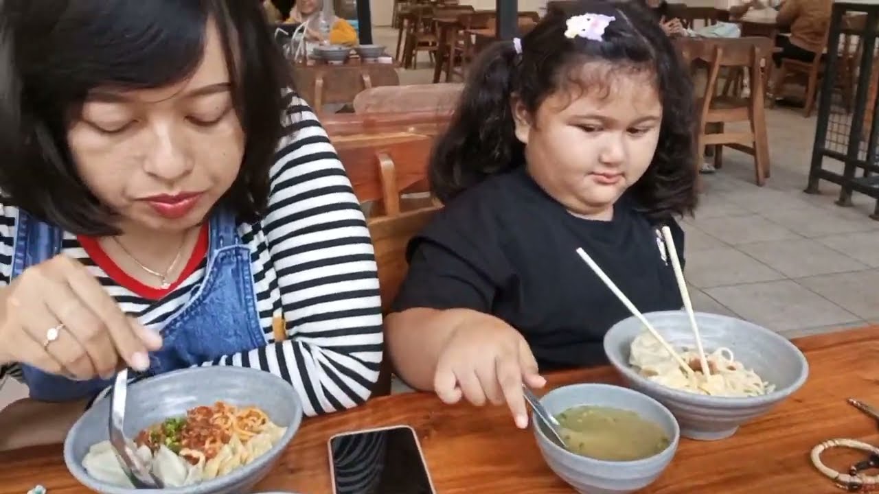 Mie Djudes ,Pedesnya Nampol Gaaess!!