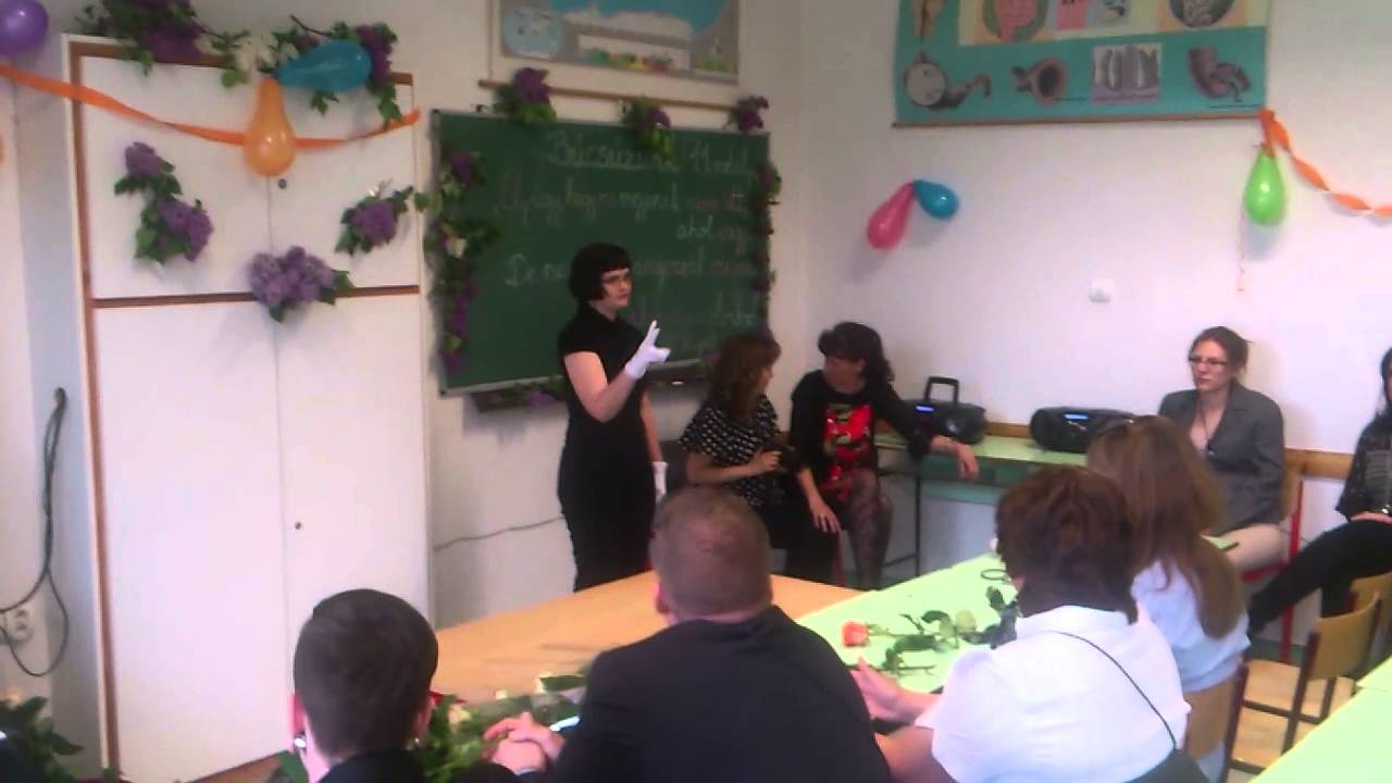 Halász Judit: Mindannyian mások vagyunk (Ballagási meglepetés)