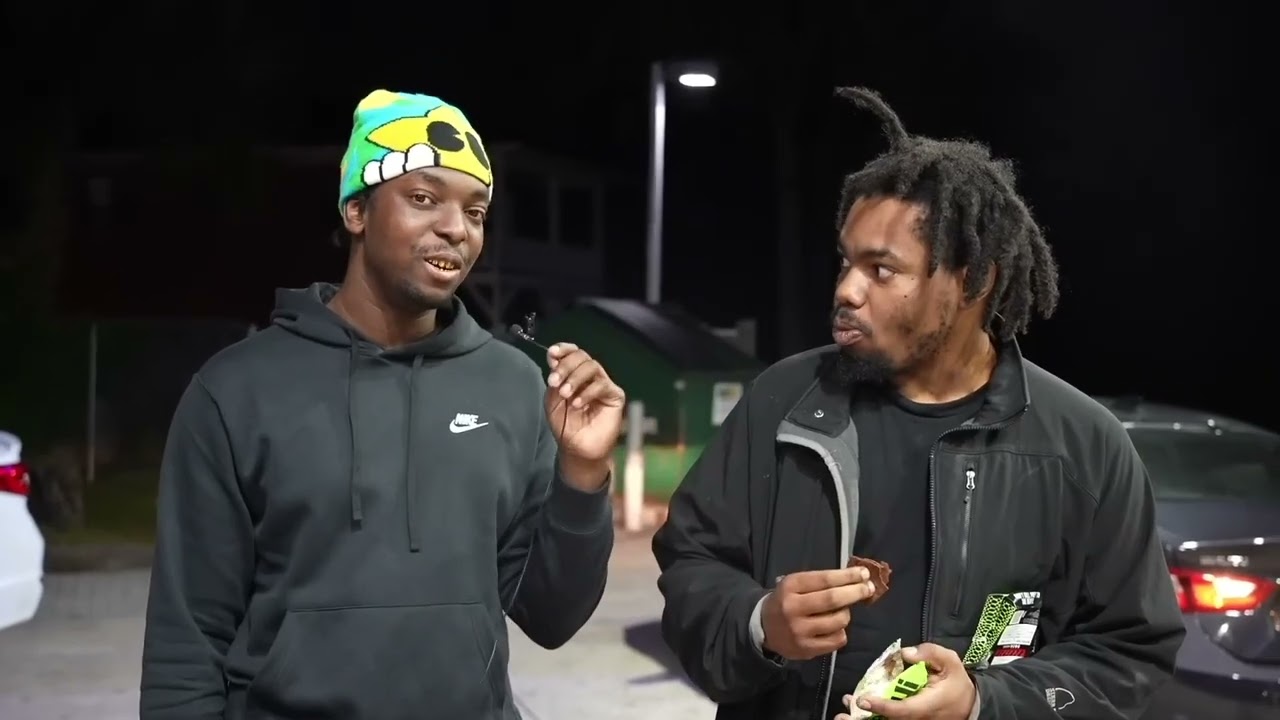 Paying Strangers Inside the Most Dangerous Hood in Jacksonville to Eat World's Hottest Chip! 