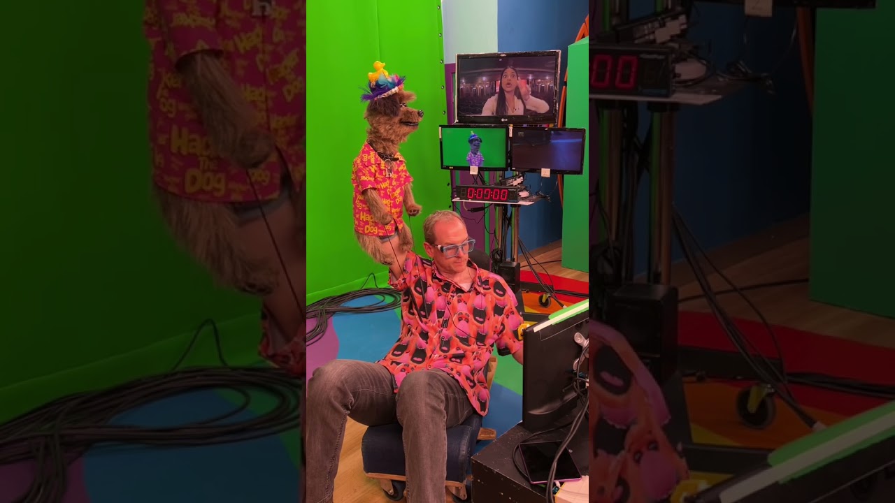 Here&rsquo;s a bit of #behindthescenes fun @cbbc with ​⁠@CBBCCartoons
