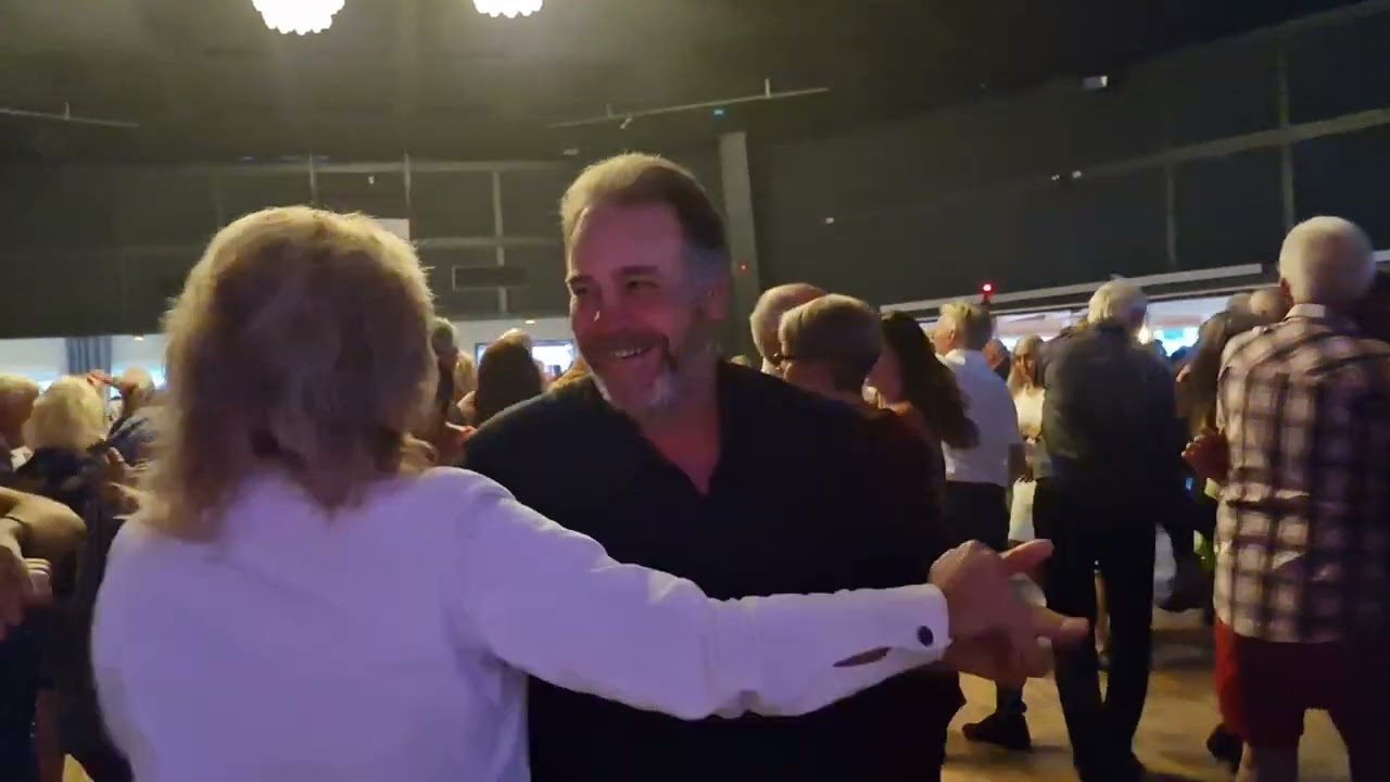 I vems famn med Grönwalls på Dansbandsveckan 2023 Orrskogen Fotograf Dansnytt