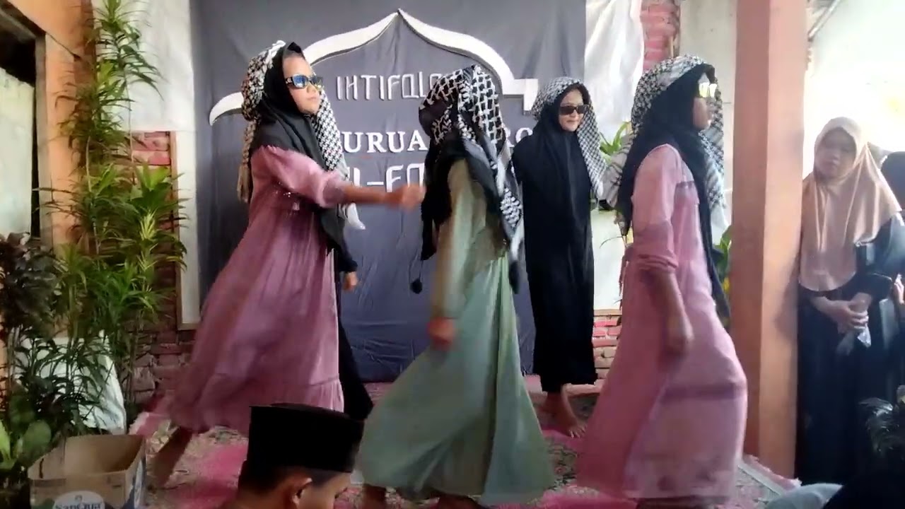 Lagi ihtifalan anak pengajian