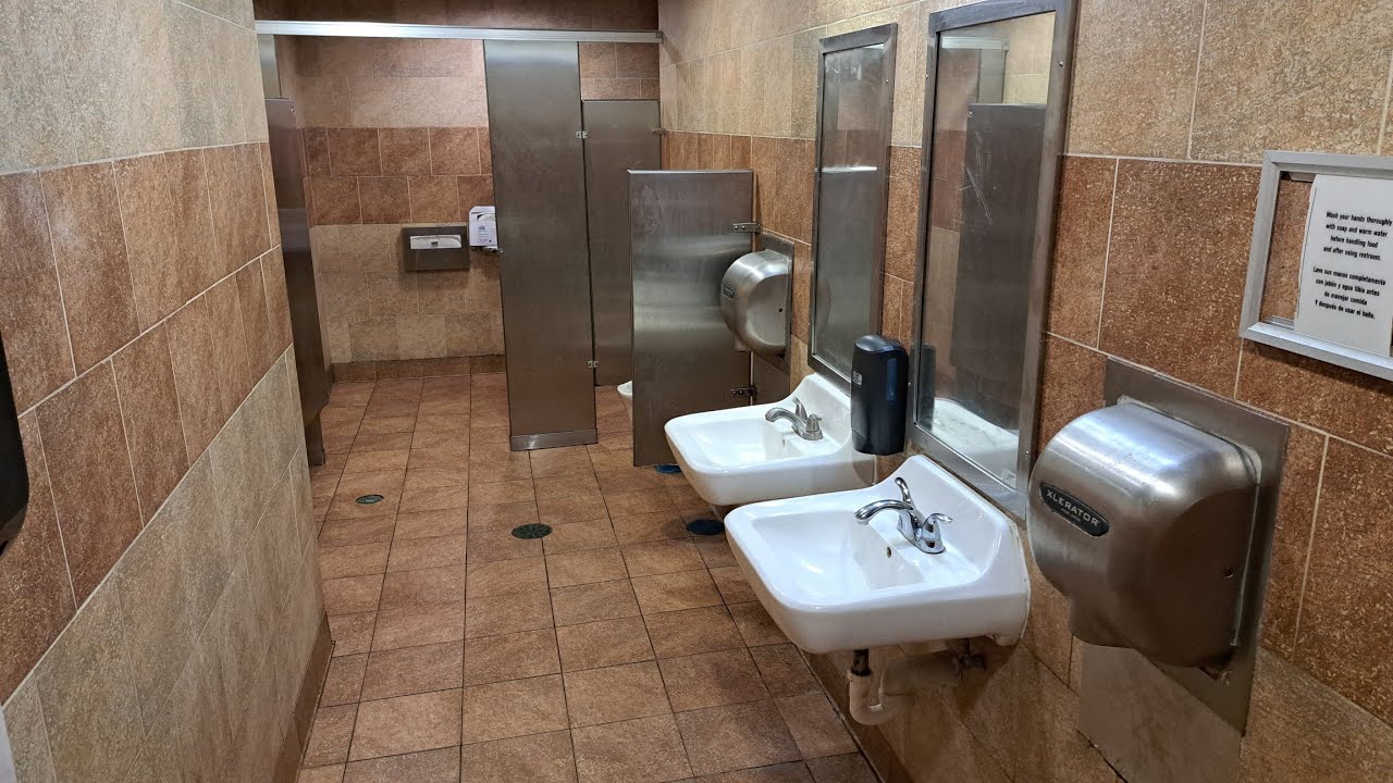 Jack in the Box Men's Restroom