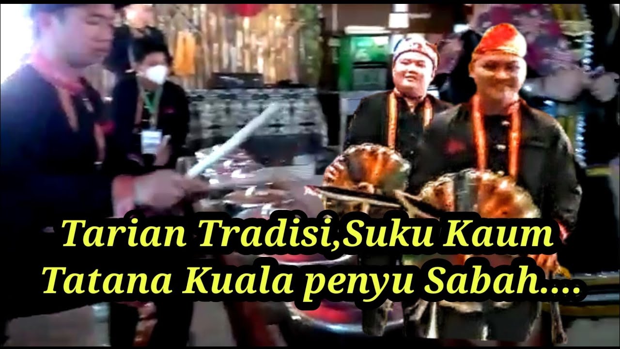 traditional dance suku kaum Tatana,kuala penyu sabah malaysia.