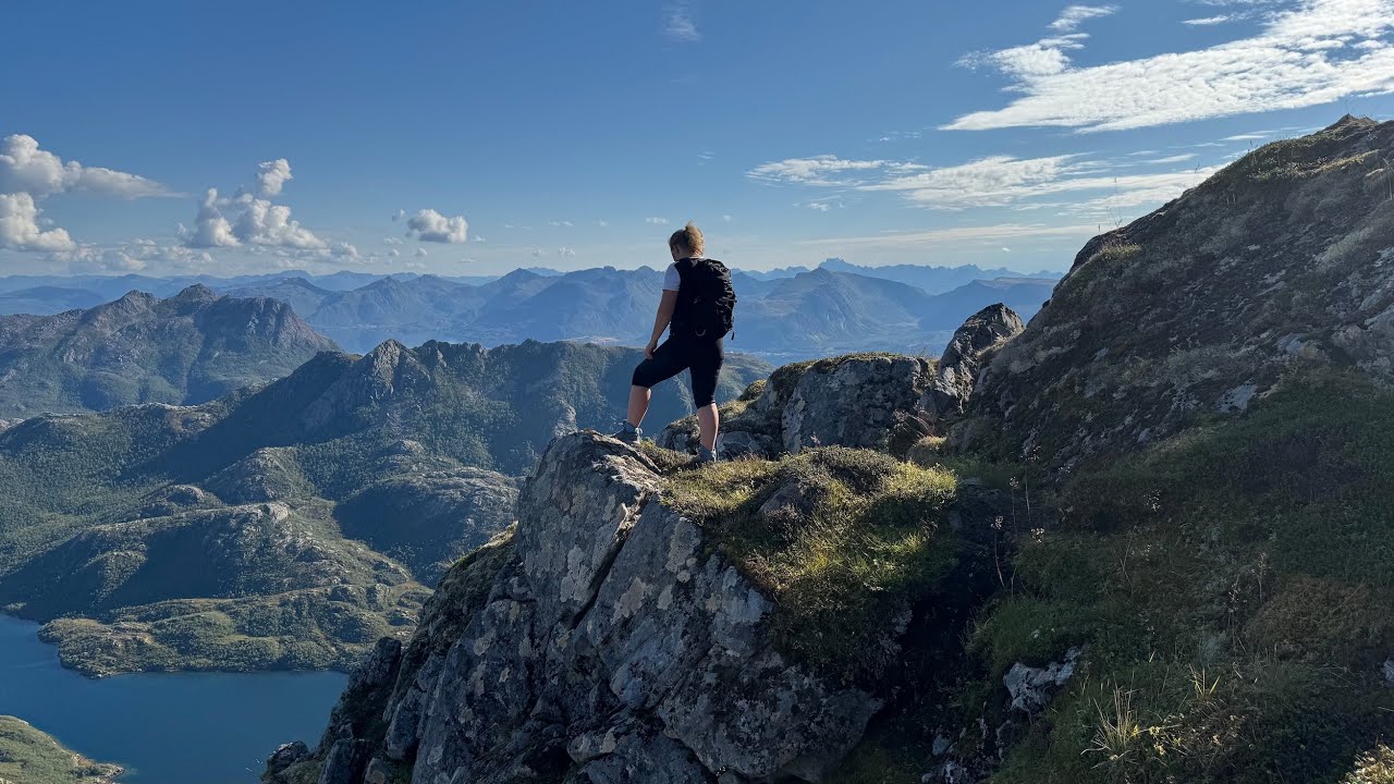 Hiking in Norway Bretind i Vesterålen