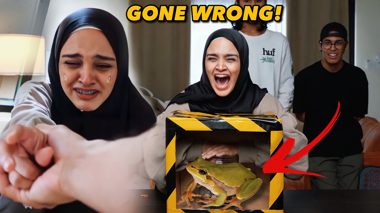 What’s in the box EXTREME! *Aisyah menangis*