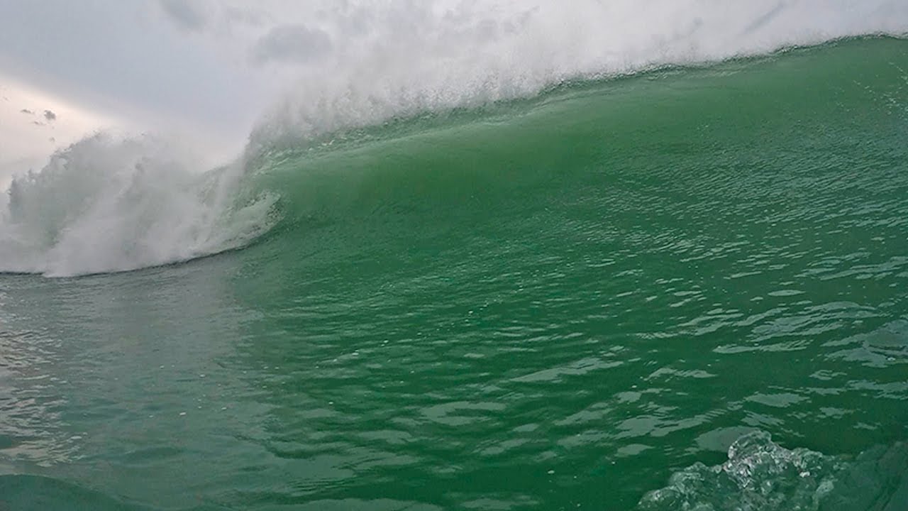 Surf en un temporal HEAVY con offshore