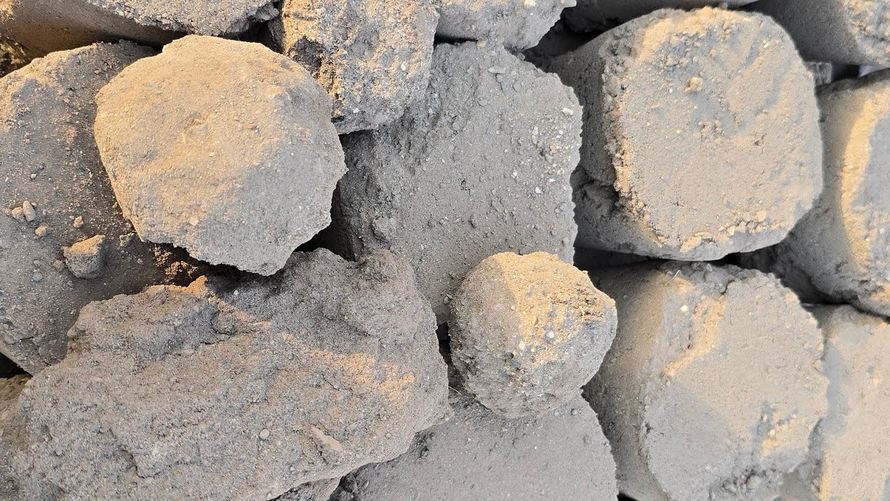 NEW: Brown Sand Soft Gritty Floor Crumbling Paste Pouring #asmr 