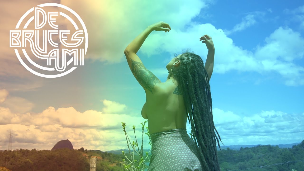 El Mundo Es Un Pañuelo - De Bruces A Mí & Lion Reggae
