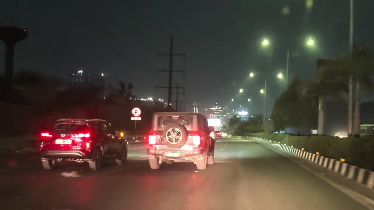 Solo drive - Hyderabad Hi-tech city with XUV 400