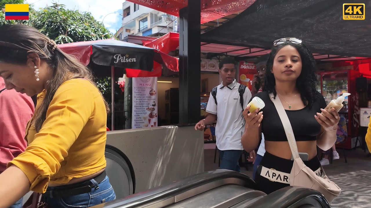 🇨🇴 Real life in Comuna 13 Medellin Colombia Walk