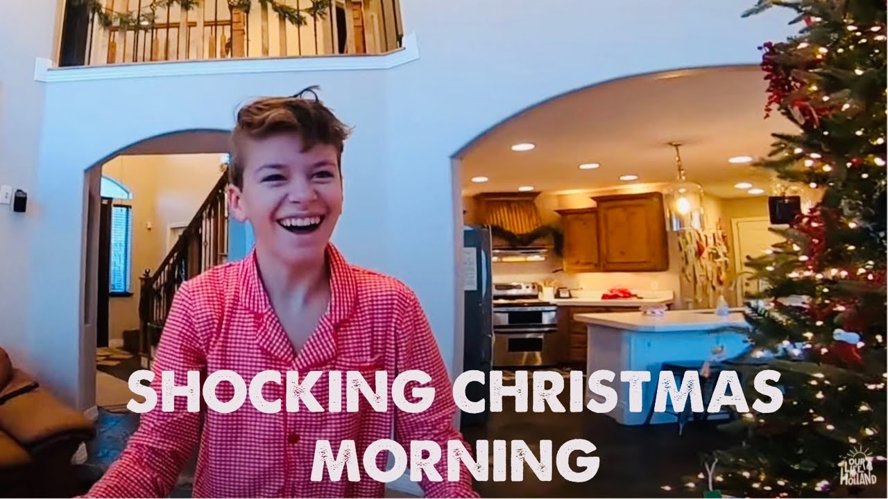 KIDS BEING SURPRISED ON CHRISTMAS MORNING WITH A NEW APPLE WATCH, NINTENDO SWITCH AND APPLE IPAD PRO