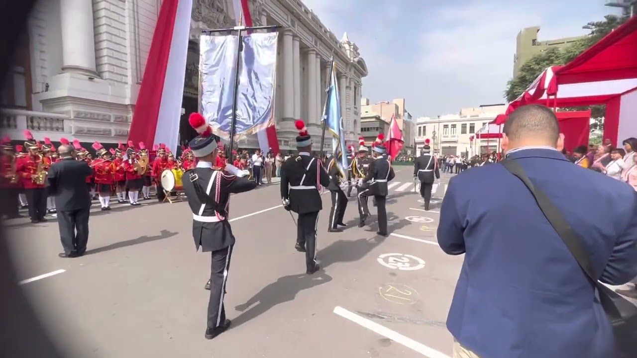 Marcha “El cóndor pasa” Banda de Música Colegio Peruano Chino Diez de Octubre.