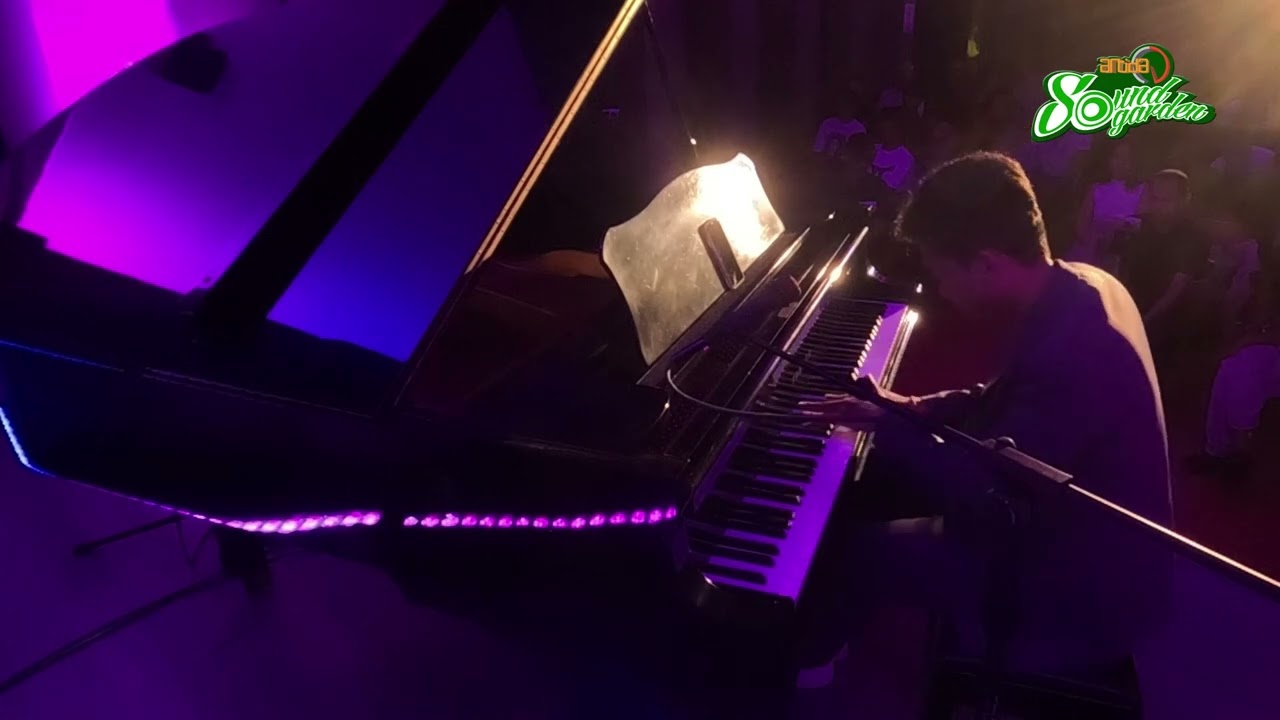 Improvisation no.1 - Gede Yudis (The Pianist Vol.2) - Antida Sound Garden