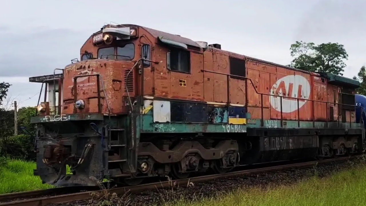 Trem capina química! Um dos trens mais raros da Rumo em operação