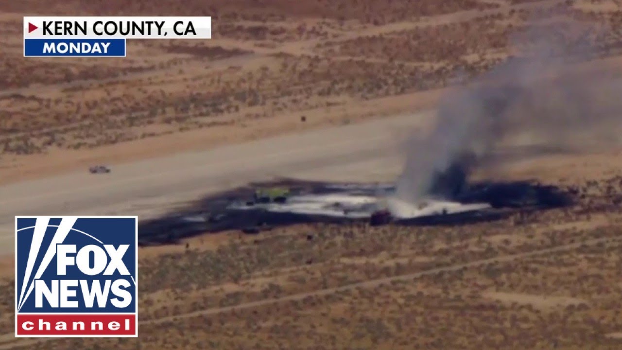 'UNSURVIVABLE': B-52 bomber crashes after takeoff on US Air Force base in California