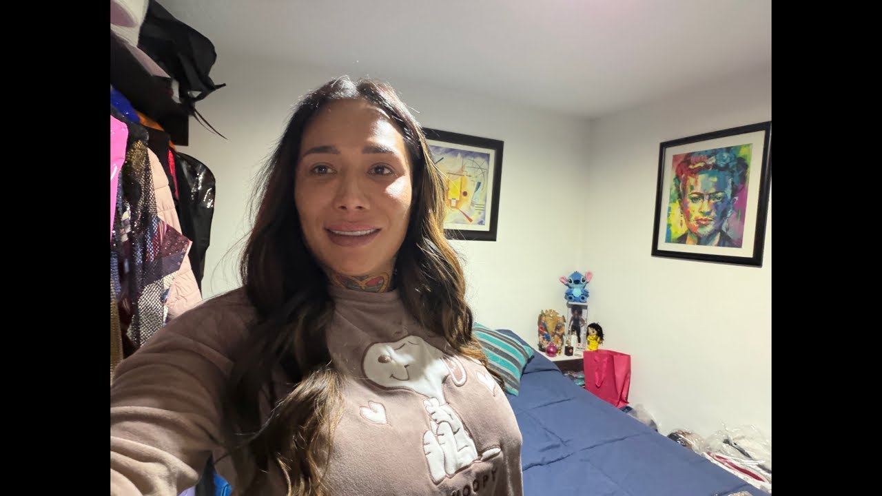 Kary Torres Oficial est&aacute; en vivo ya descansar un fin muy todo que ver