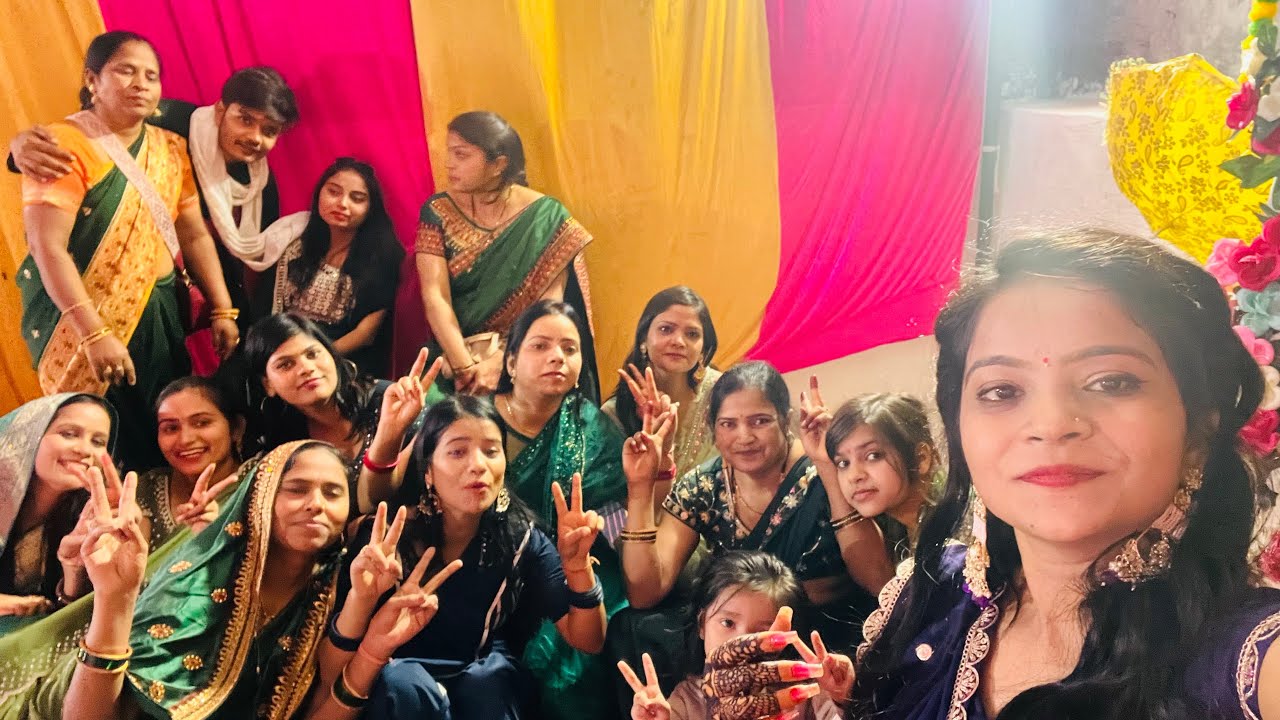 Mehendi Night Vlog 💚 | Family, Dance & Fun Mehendi Night Celebration | Shaadi Ki Pehli Raat 