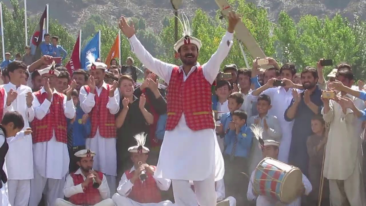 afsar ali dance in fcps chitral