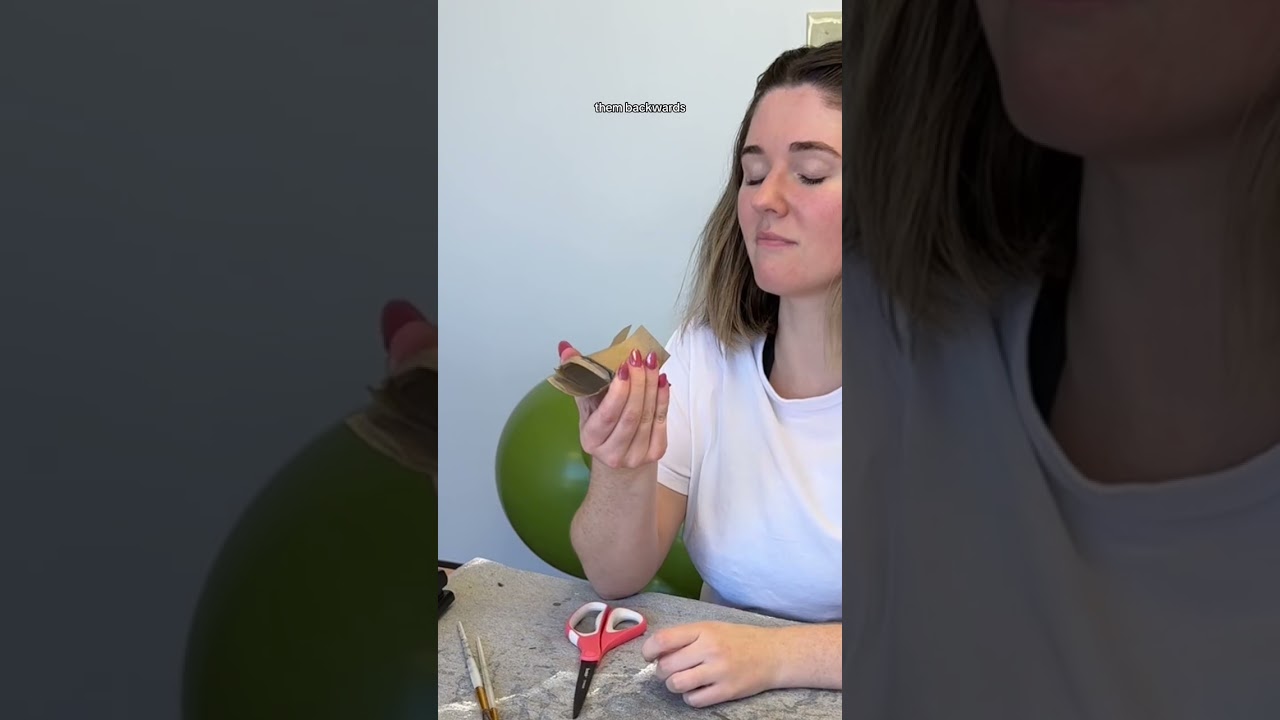 Today I finally finished my shrek themed balloon frogs!! Heres a quick tutorial 💚🤭🐸✨🫏 #shrek