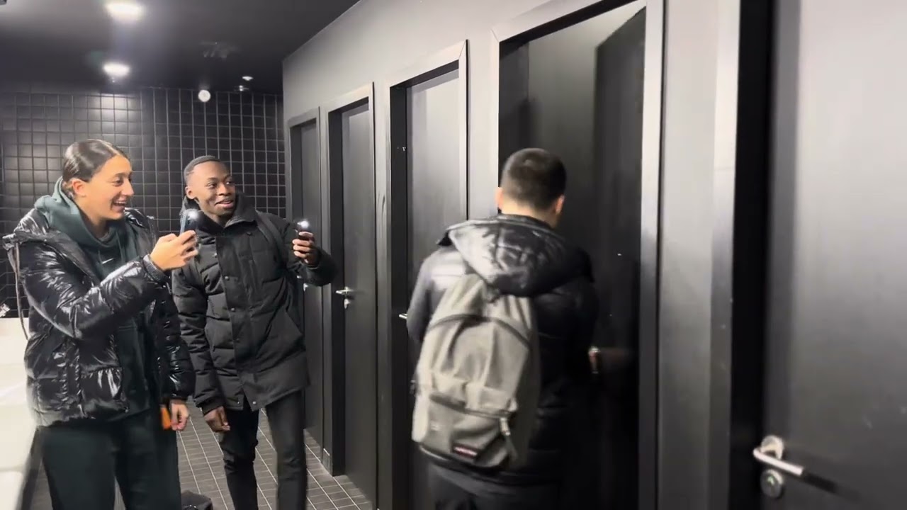 NON AU HARCÈLEMENT , en parler c’est pas dénoncer c’est juste se protéger.