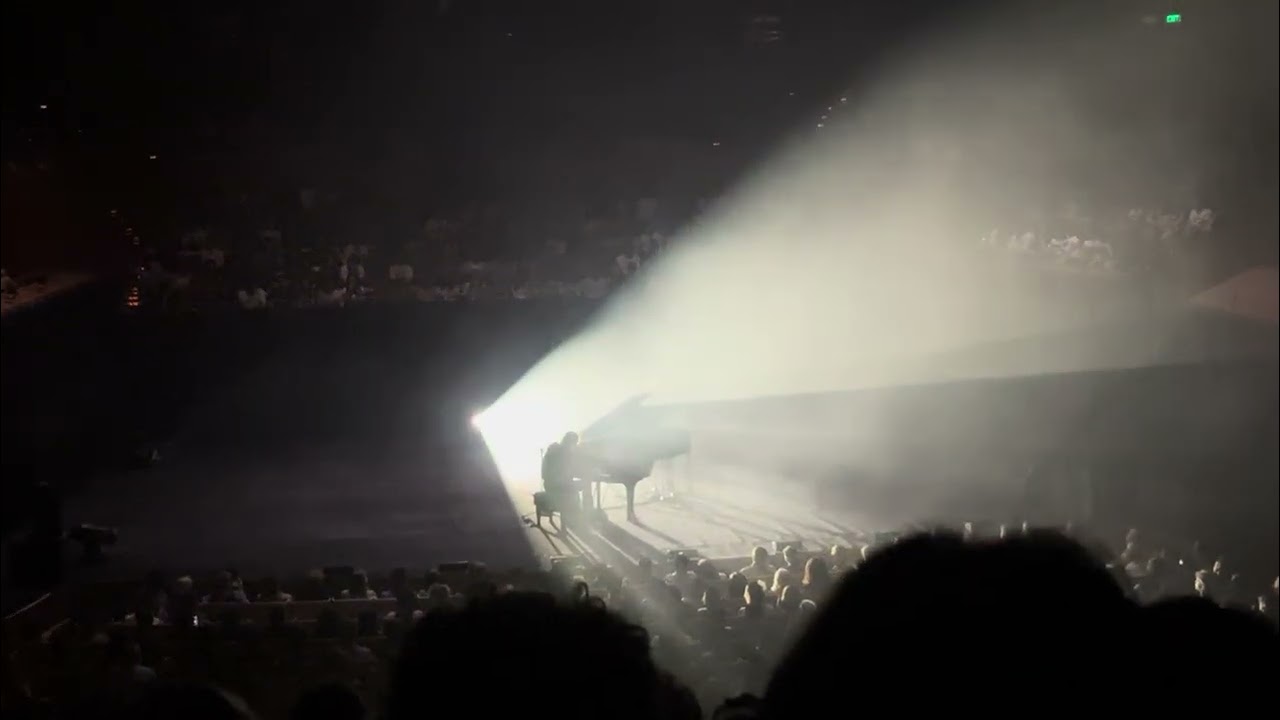 Cameron Winter - Drinking Age Live (Sydney Opera House)