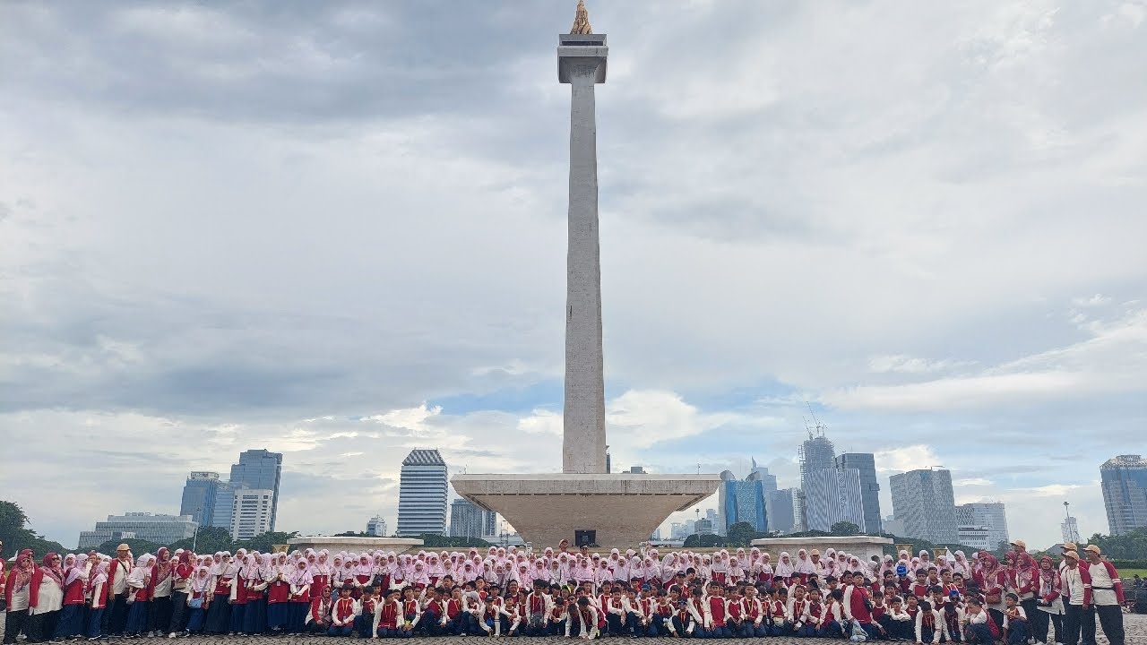 WAHANA TOUR & TRAVEL | MONAS CAWAN1 | MIN 1 KOTA MALANG