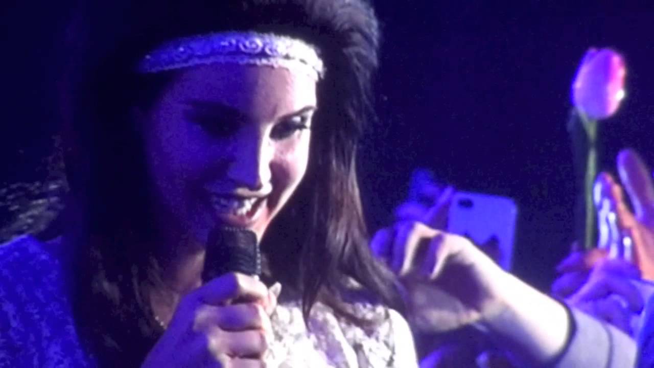 Lana Del Rey - Without You - Live in Amsterdam HD