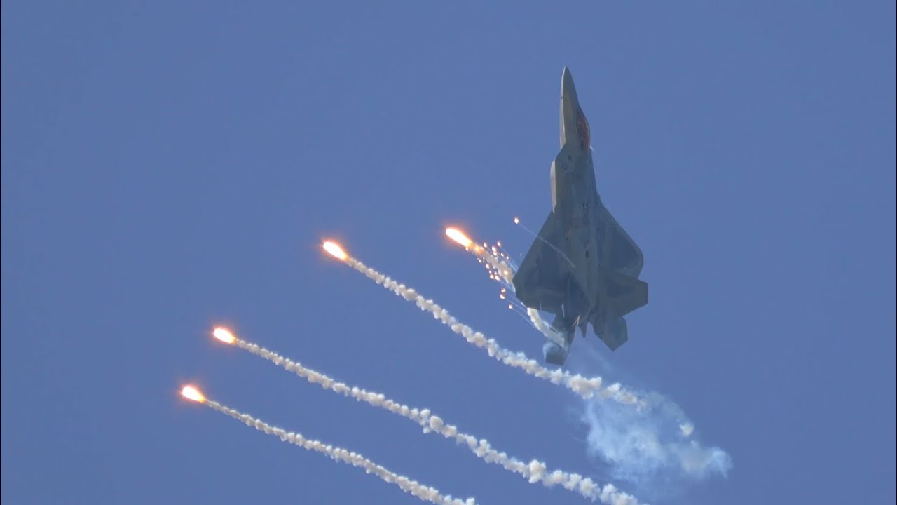 USAF F-22 Raptor Demo NAS Oceana 2025