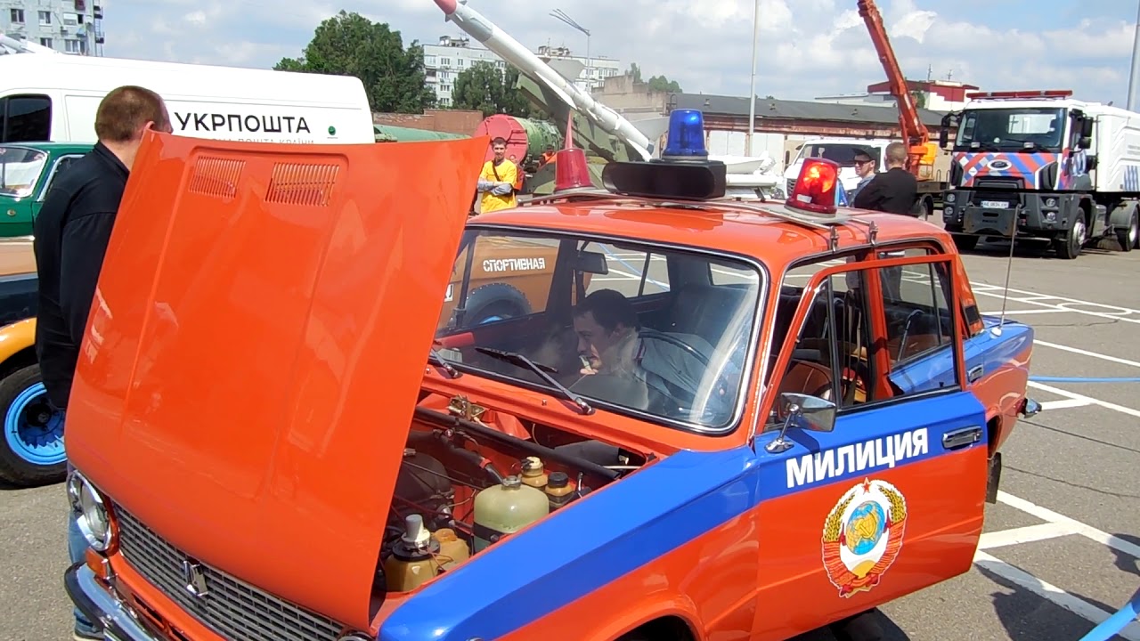 Выставка транспорта 