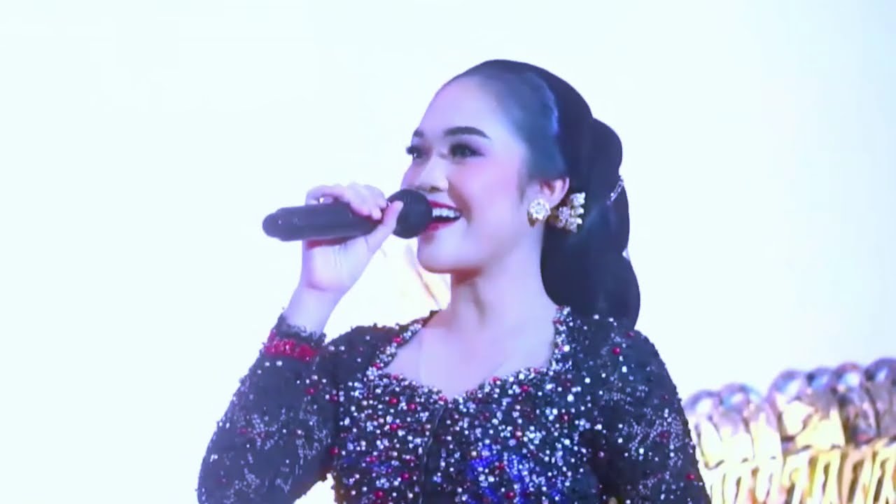 Elisha Orcharus Alasso dan Cak Komet dalang Ki Putut