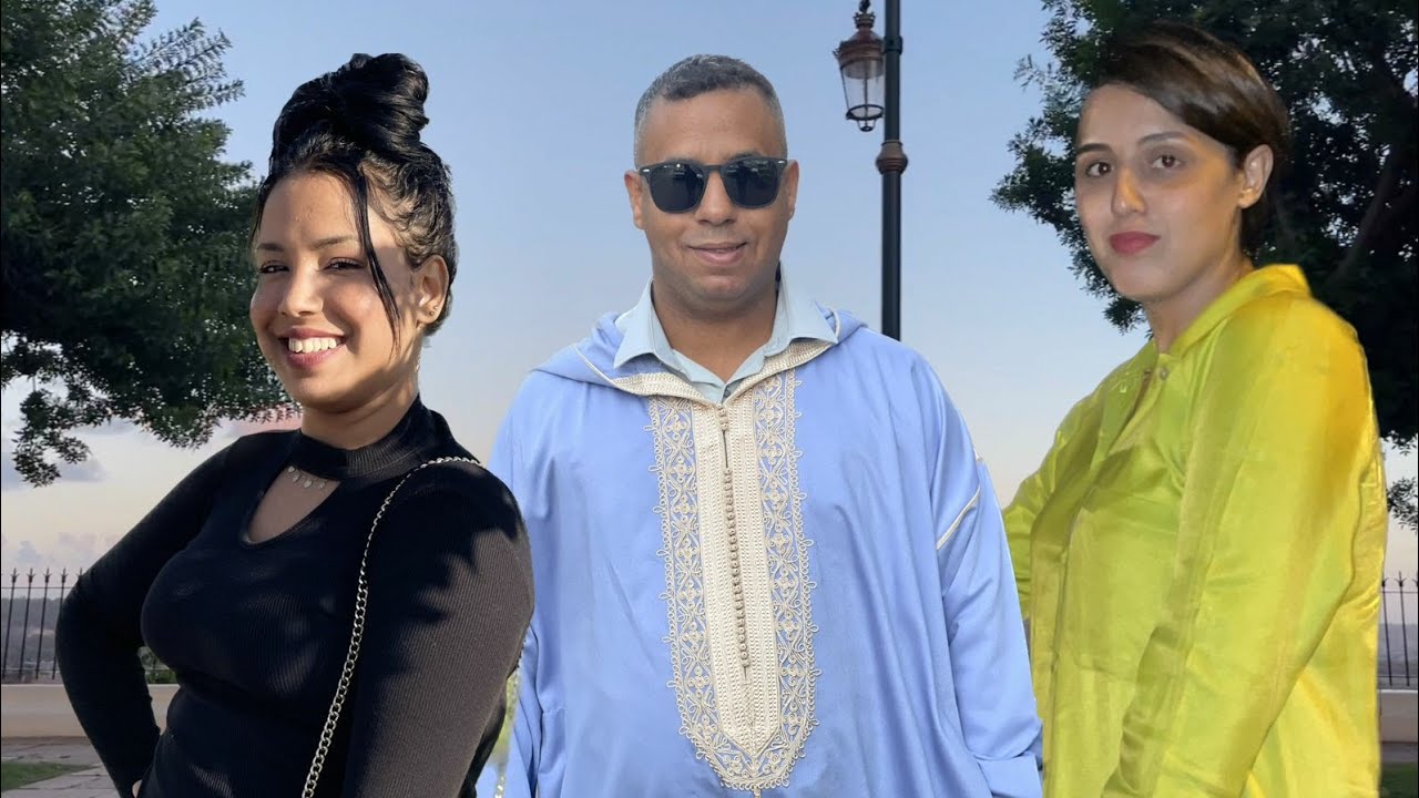 فيلم قصير:دارت راسها مشا ليها الشوف و تصدمت فراجلها وختها ....لكن صدمتهم (كماتدين تدان)