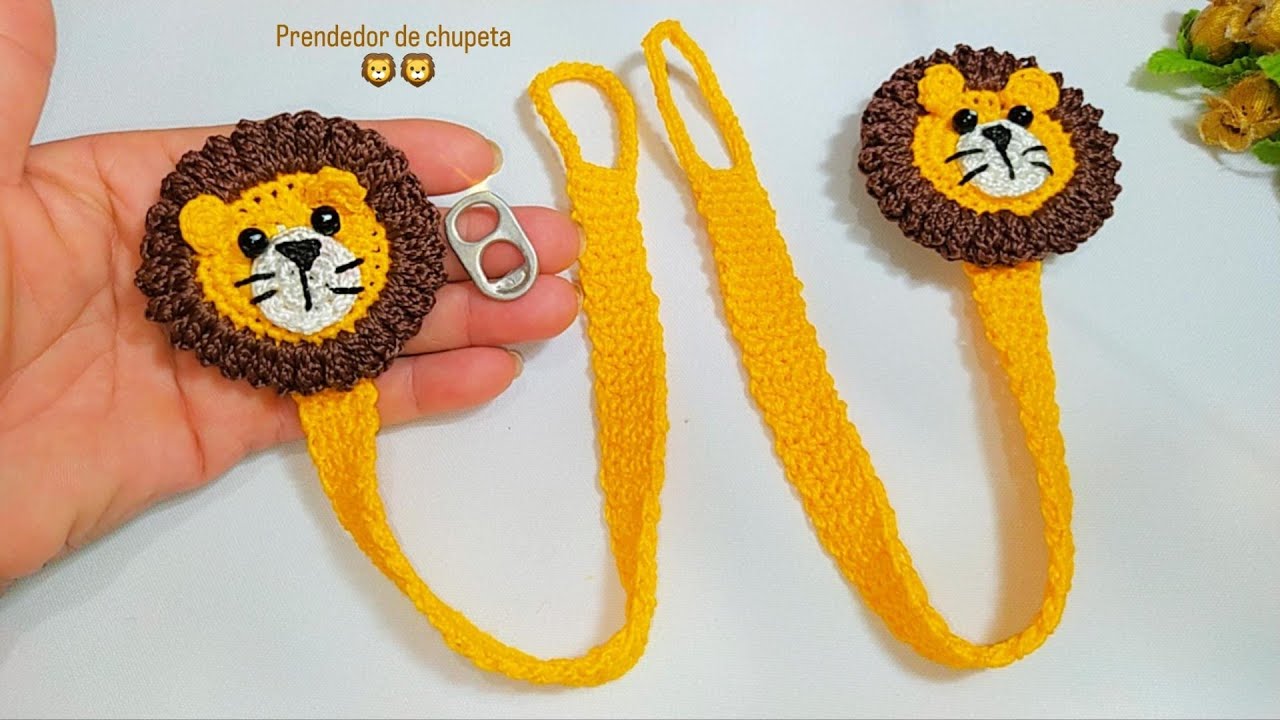 PRENDEDOR DE CHUPETA RÁPIDO E FÁCIL DE FAZER /FEITO COM LACRES!!🦁🦁