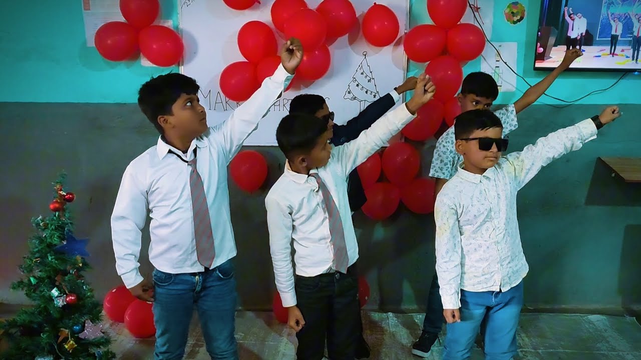 Merry Christmas🎄Boy's dance on occasion of Christmas Day #merrychristmas #Christmasday #schooldance