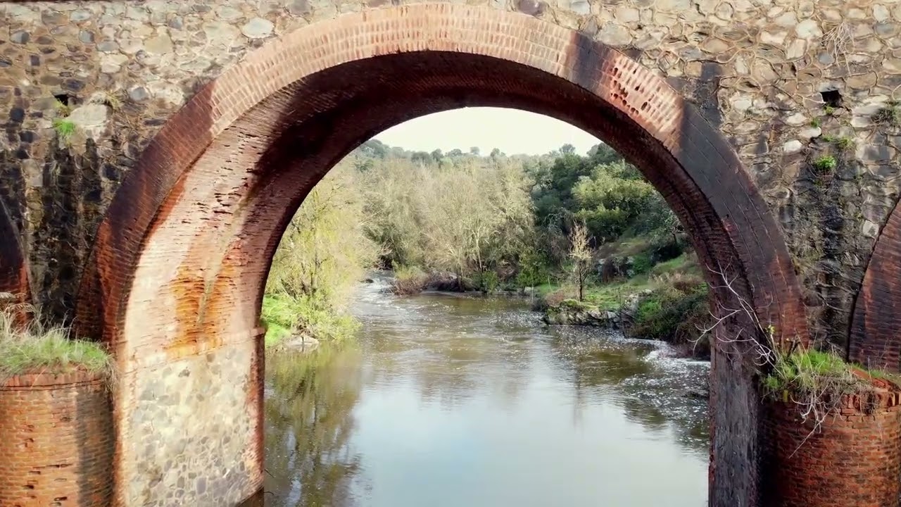 CUMBRES DE ENMEDIO
