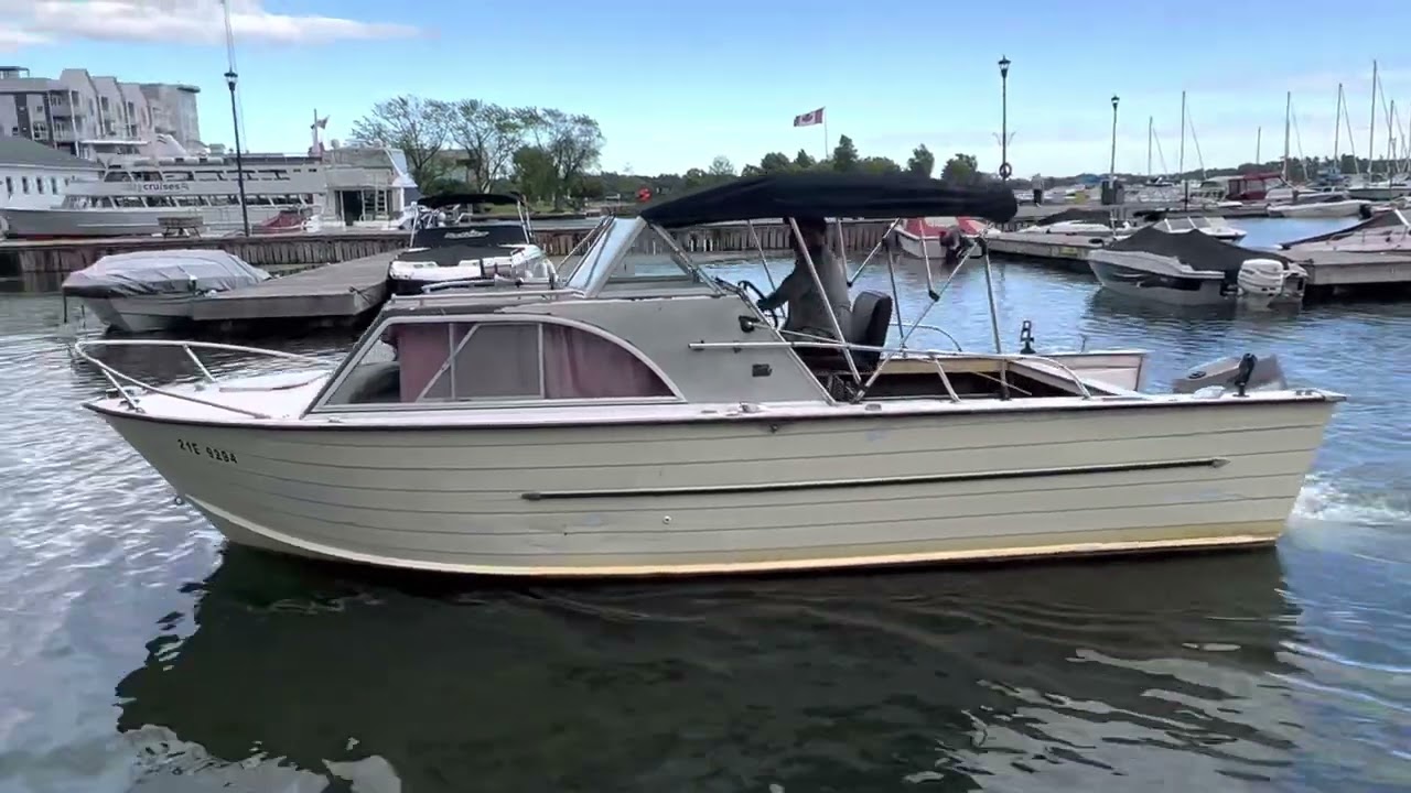 1970’s 21’ Starcraft - 210 Chieftain