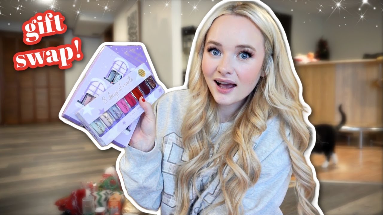VLOGMAS DAY 21: Wrapping Things Up & Gift Exchange Road Trip!