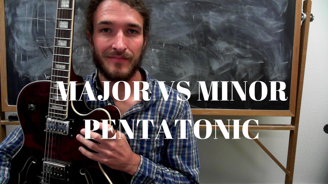 What is the difference between major and minor pentatonic scales on guitar?