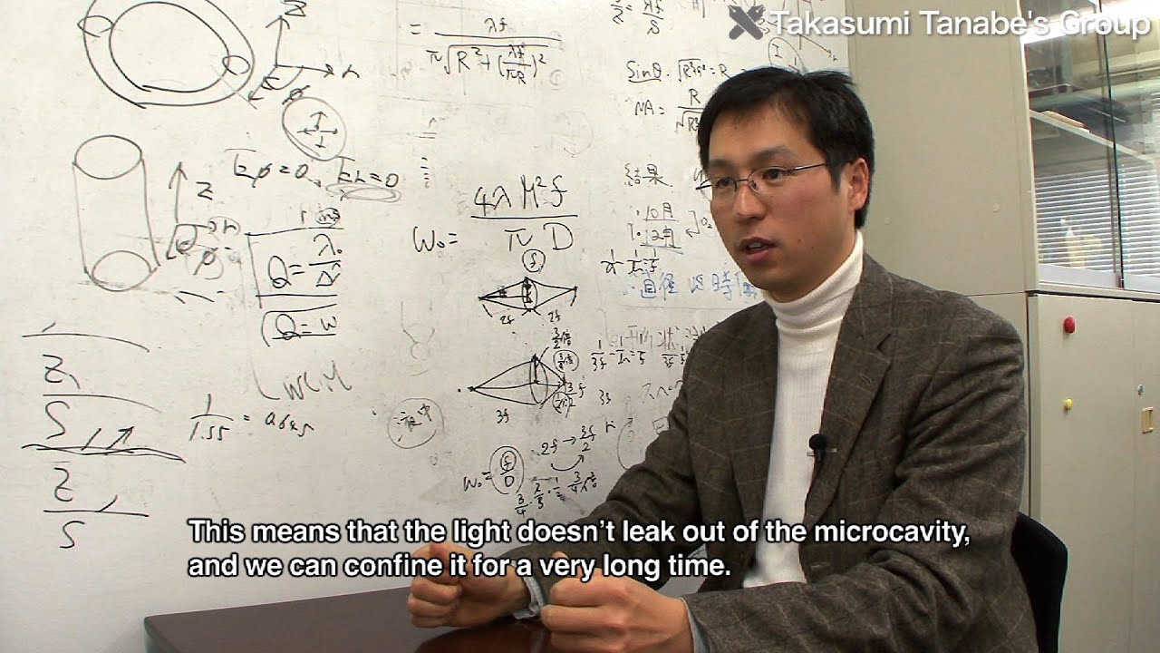 Minimizing energy consumption for signal processing using optical microcavities