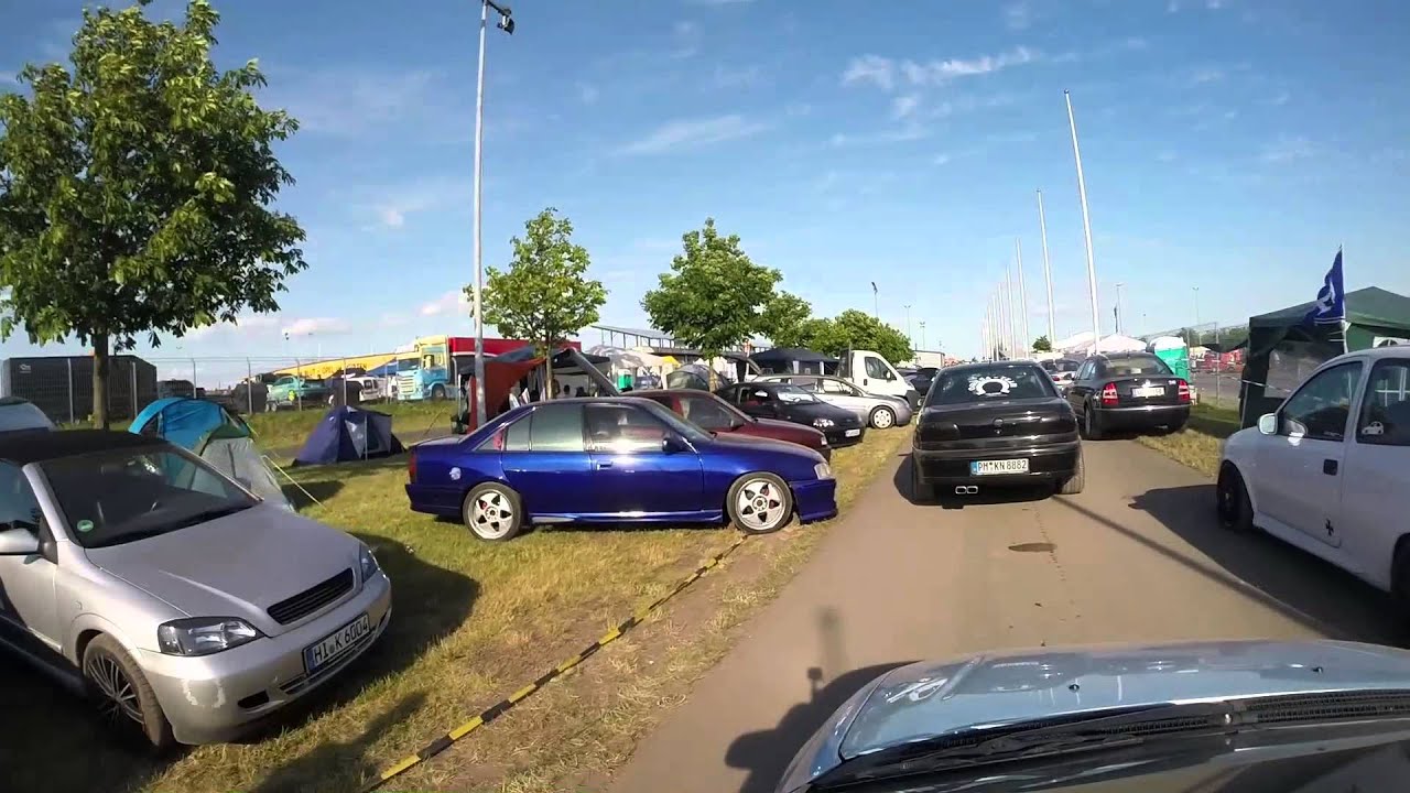 19. int. Opeltreffen Oschersleben 2014 - Platzrunde