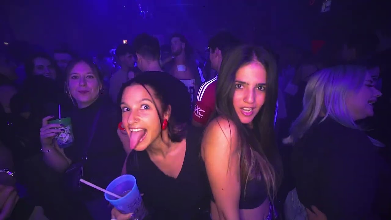 Instant-Fogas Party Complex - Sundays
