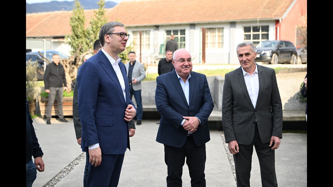 Вучић: Крећемо да радимо пут Бајина Башта-Ужице