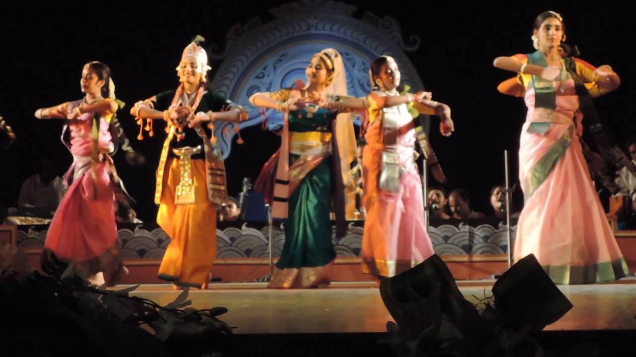 Bhanusingher Podaboli by Siksha Satra(Aju Sakhi Muhu Muhu)